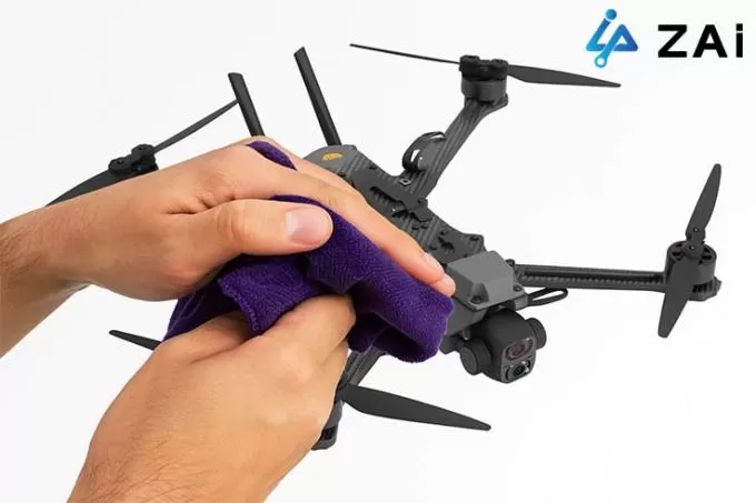 نحوه تمیز کردن پهپاد FPV نحوه تمیز کردن پهپاد FPV